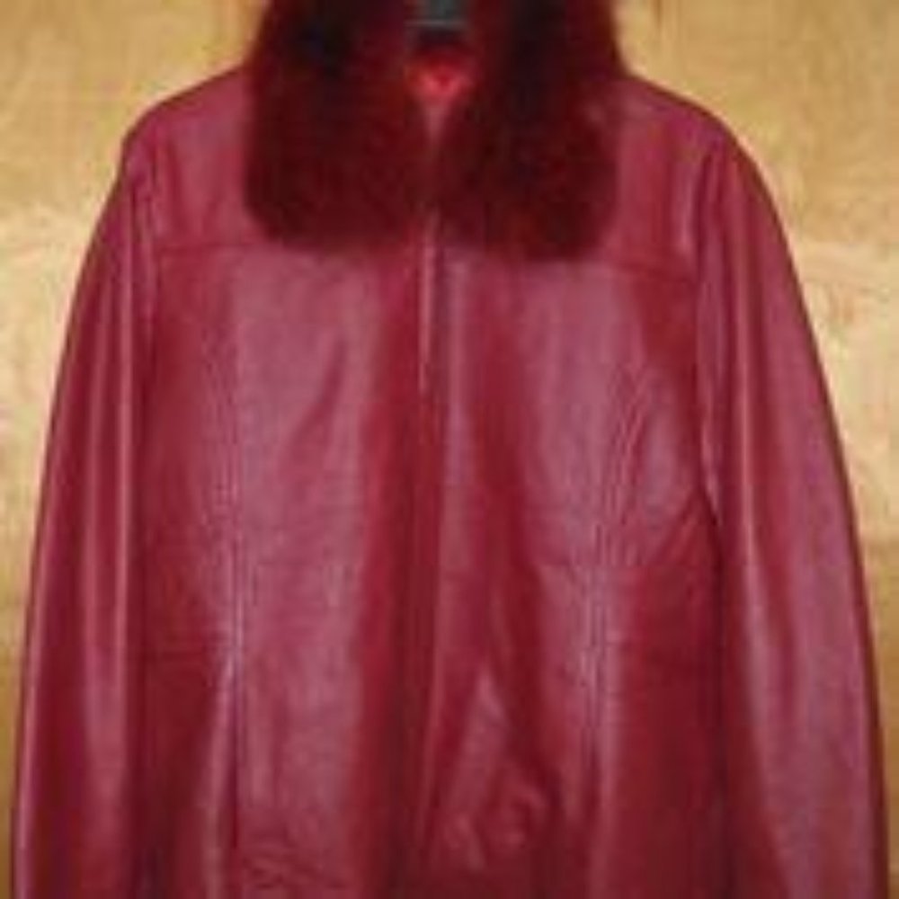 BRAND NEW LEATHER JACKET WITH DETACHABLE FUR!(NO RETURN, NO EXCHANGE, NO REFUND)